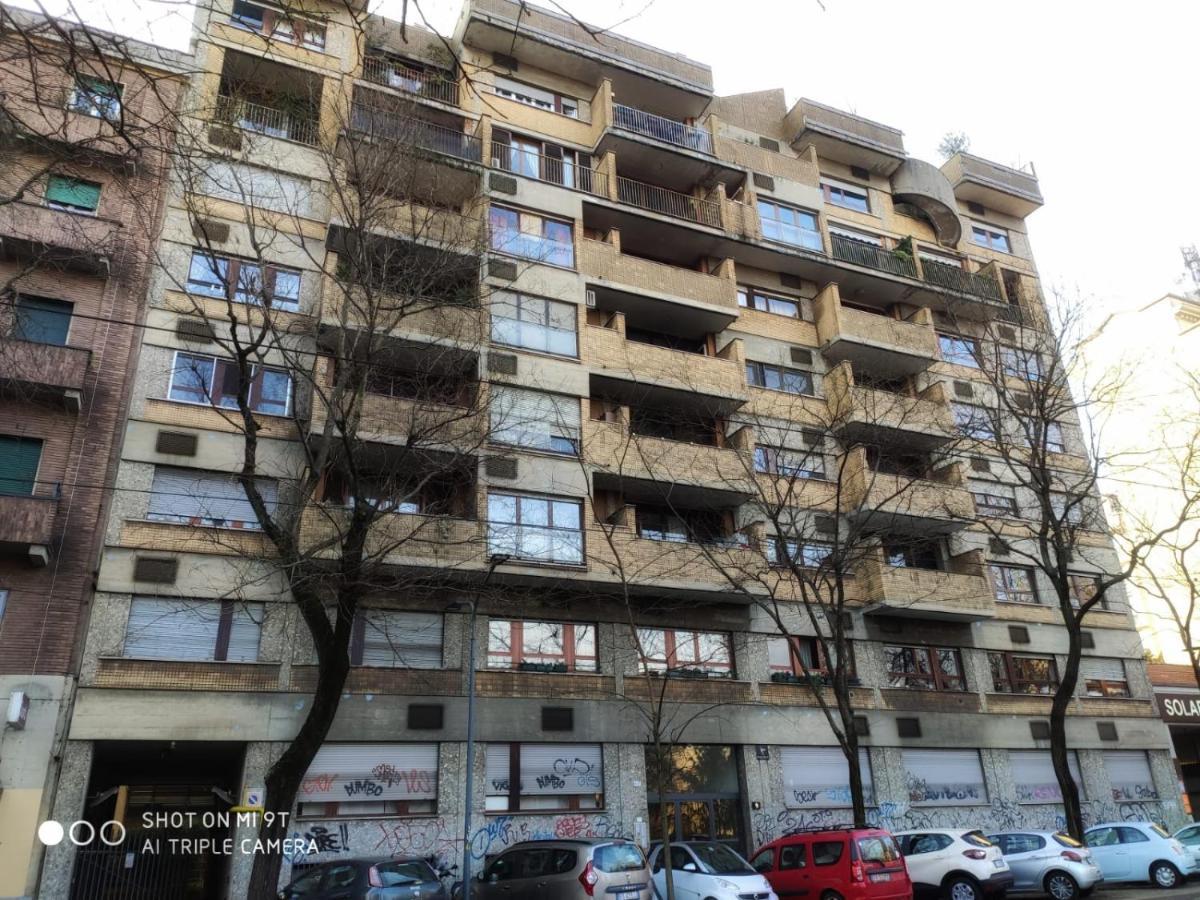 E-Milan Rooms Zona Tortona ภายนอก รูปภาพ