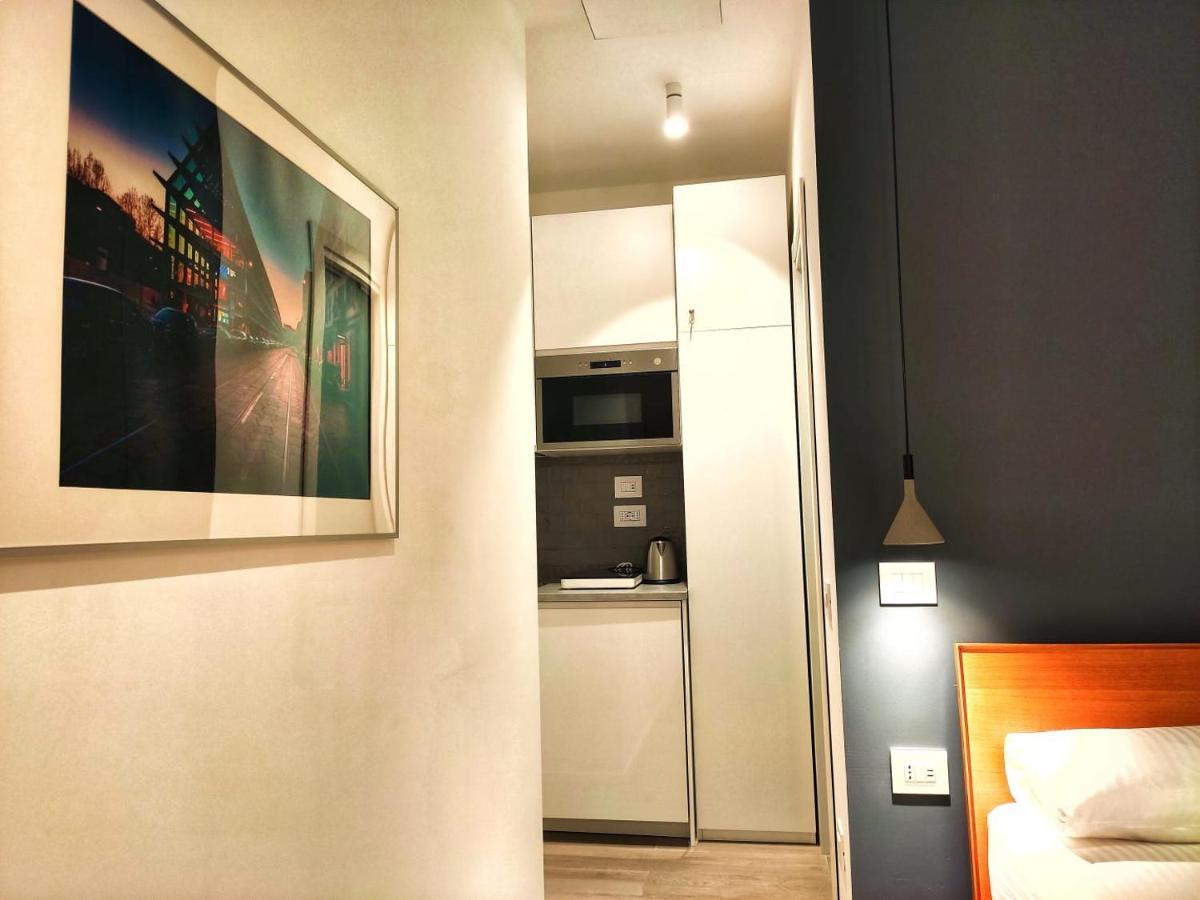 E-Milan Rooms Zona Tortona ภายนอก รูปภาพ